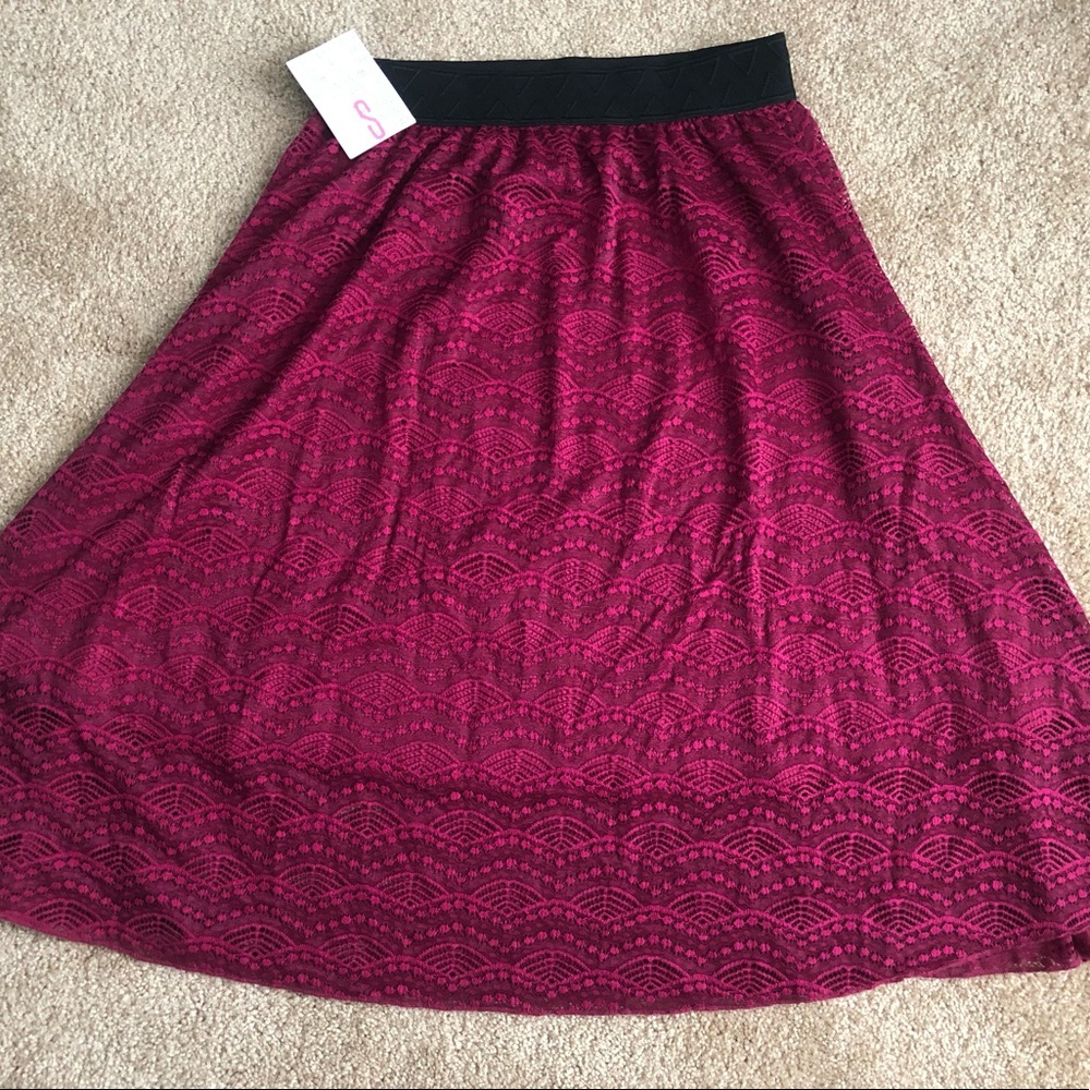 NTW Small Lularoe Lola